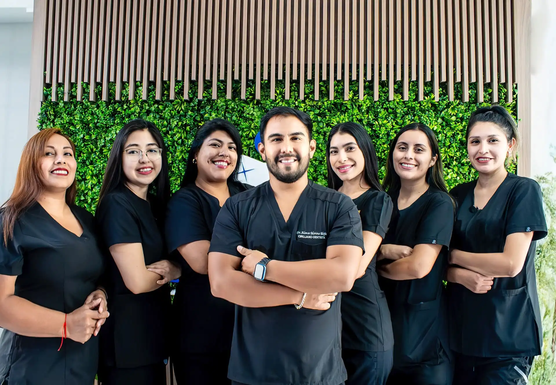 equipo-implantes-dentales